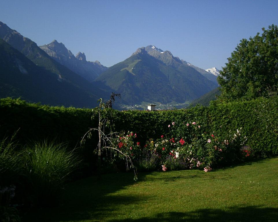 Landhaus Kirchmair Telfes im Stubai Exterior photo